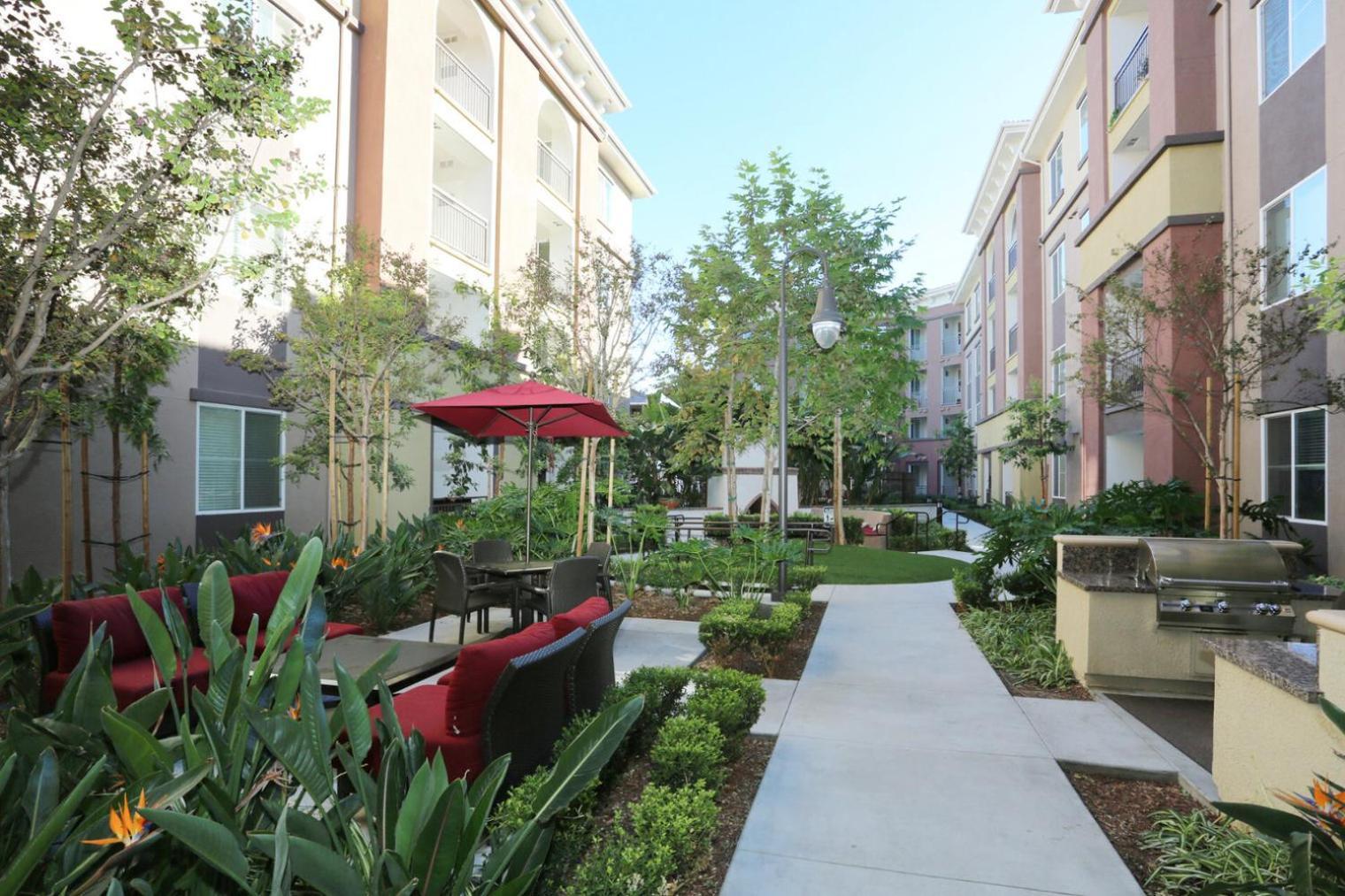 Woodland Hills 2br W Pool Gym Nr Warner Center Lax-714 Apartment