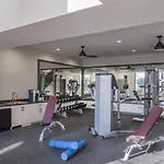 Woodland Hills 2Br W Pool Gym Nr Warner Center Lax-714